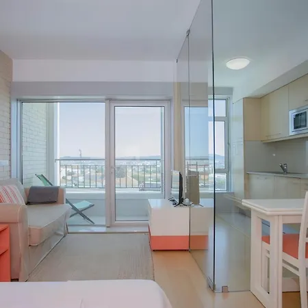 Blue Dragao - Modern Uptown With Free Parking Oporto