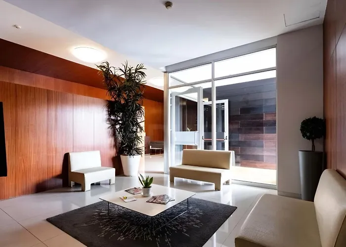 Blue Dragao - Modern Uptown With Free Parking Apartament *